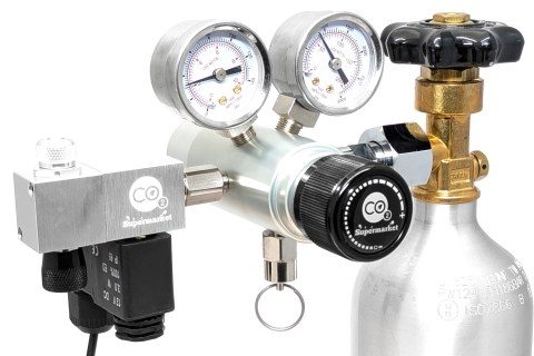 Photo of a gas regulator contained in a CO2 System from CO2 Supermarket.
